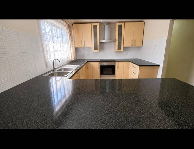 3 BEDROOM SIMPLEX FOR SALE IN ESCOMBE